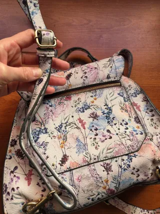Mochila Parfois floral polipiel
