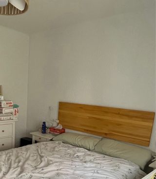 Cabecero de madera barnizada cama 1.35