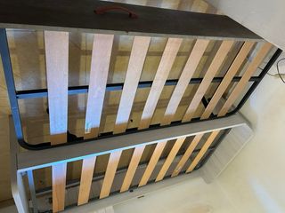 Cama individual con doble cama