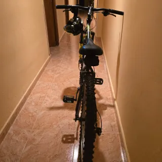 Bicicleta de montaña Storm Tornado