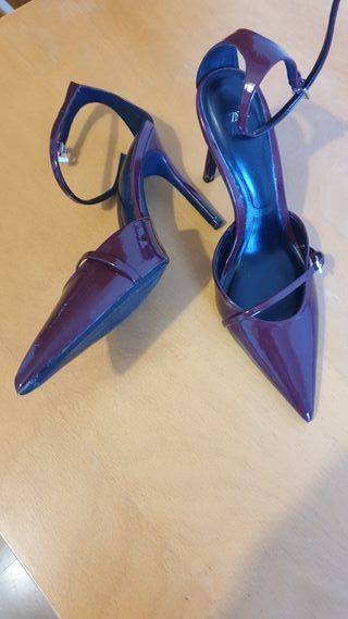 Zapatos tacón Mango morados