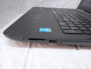 Portatil HP Pavilion 15-ay005ns  (1760)