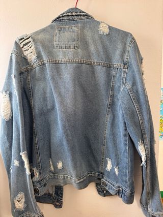 Chaqueta vaquera Zara desgastada Talla L