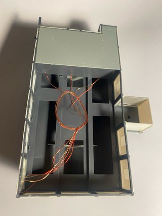 Maqueta Supermercado Aldi escala N con luz