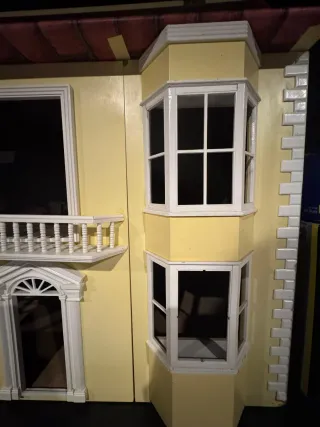 Casa de muñecas grande