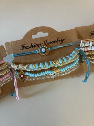 Pack 4 pulseras mal de ojo mano de Fátima