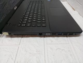 Portatil ASUS F571M (1742)