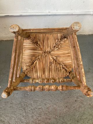 Silla antigua de enea