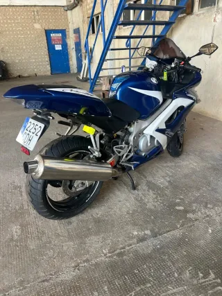 Honda CBR600F4i