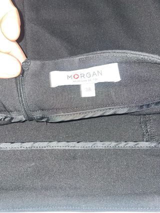 Falda Morgan Negra Botones Dorados