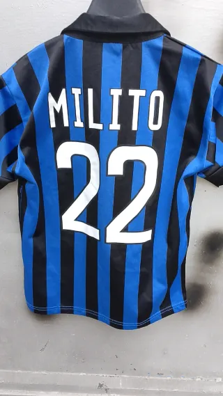 Maglia Calcio Milito 22 Inter tg 8/10 anni