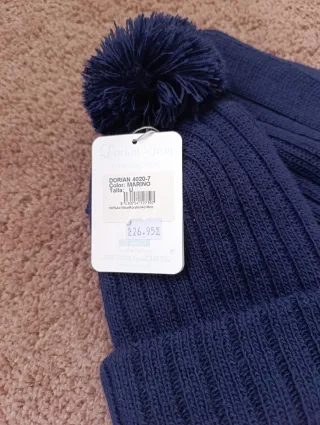 Gorro y bufanda azul pompón Dorian Gray