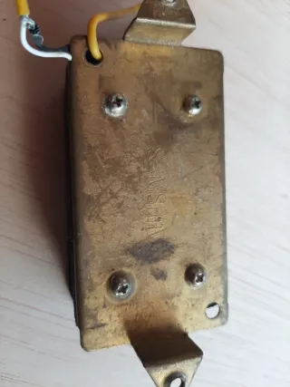 Pastilla Guitarra Washburn 421 Humbucker Negra