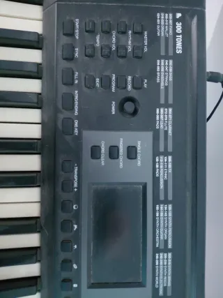 Teclado Alesis Melody 61 soporte + taburete