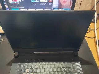 Asus ROG Strix G para piezas