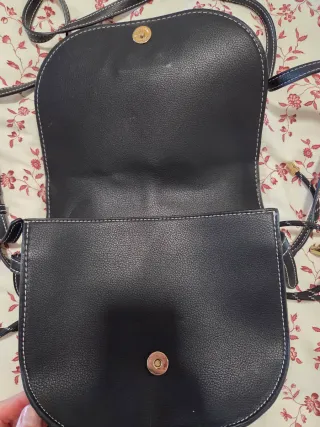 Bolso bandolera pequeño polipiel negro