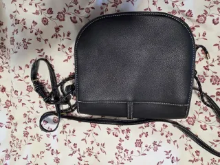 Bolso bandolera pequeño polipiel negro