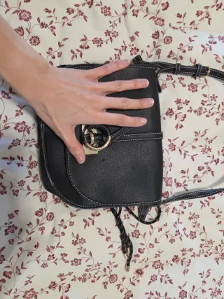 Bolso bandolera pequeño polipiel negro
