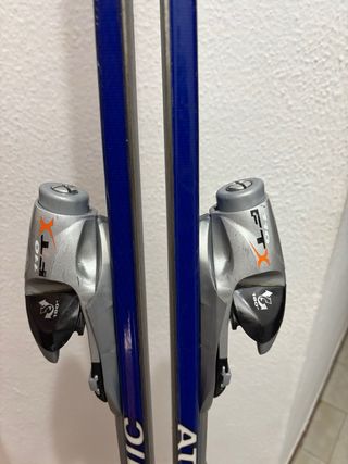 ski atomic con fijaciones axitec 110