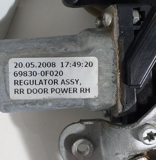 ELEVALUNAS TRASERO DERECHO TOYOTA COROLLA VERSO (R1)