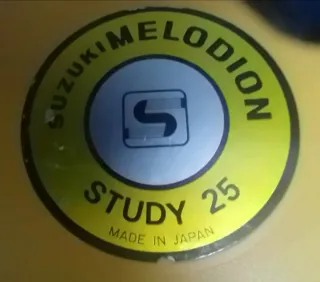 Melodica Suzuki 25 teclas Made in Japan