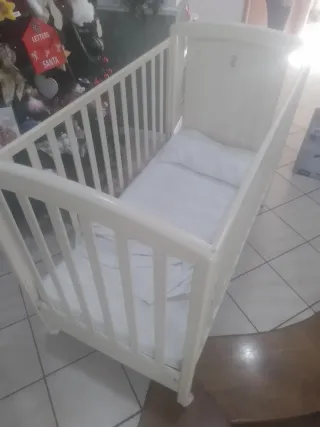 Lettino per bambini con cassetto Piu materasso