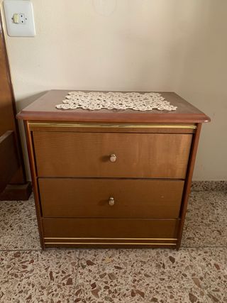 Habitación completa madera oscura