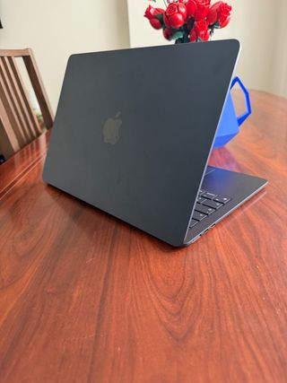 MacBook Air M2 Medianoche 2022