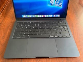 MacBook Air M2 Medianoche 2022