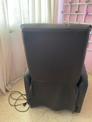 Sillón relax con elevador y mando