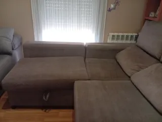 Sofá Chaiselongue gris extensible. Negociable.