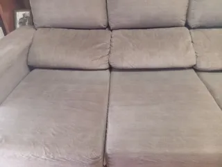 Sofá Chaiselongue gris extensible. Negociable.