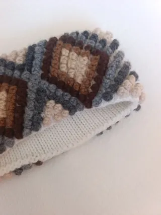 Felpa de lana con motivos andinos