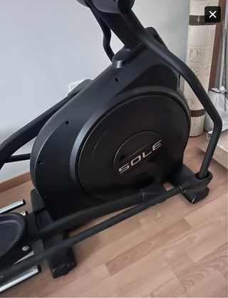 Vendo elíptica Sole E25 en excelente estado.