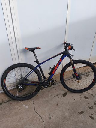 Bicicleta BH Ultimate Carbono MTB