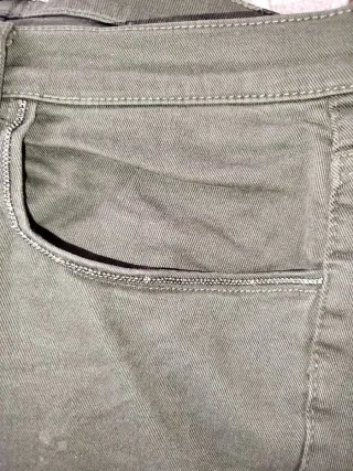 Pantalón vaquero marrón