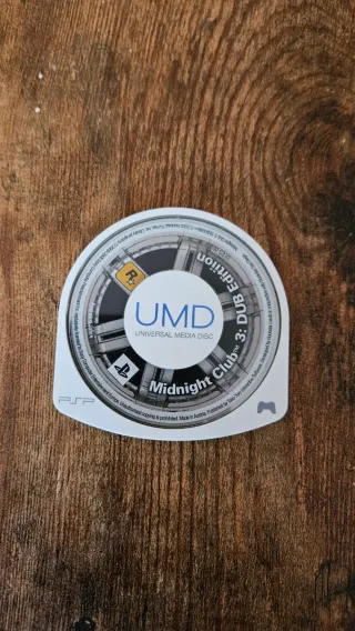 Lote 5 UMD PSP: F1, Midnight Club, GTA