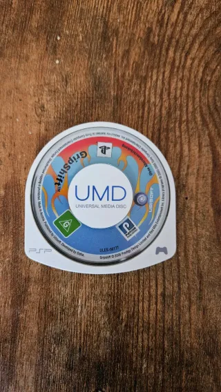 Lote 5 UMD PSP: F1, Midnight Club, GTA