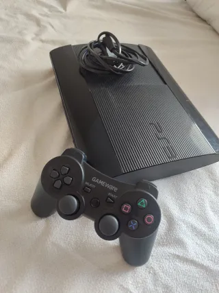 Consola PS3 Negra + 4 Juegos