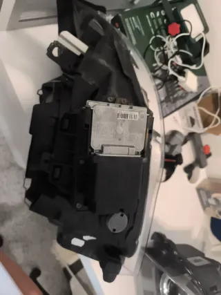 Faros Xenon BMW Serie 1 (Balastros Nuevos)