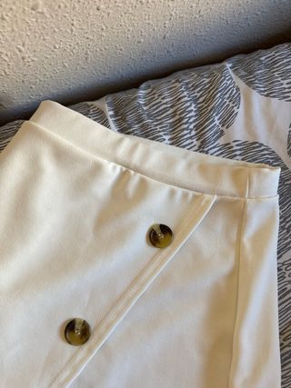 Falda mini blanca