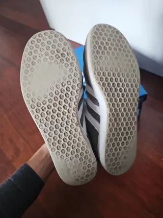 Zapatillas Adidas Gazelle Grises Talla 38,5