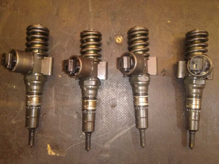 INYECTOR AUDI A4 BERLINA (8E) 2.0 TDI | 0.04