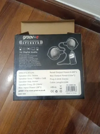 Altavoces con forma de casco