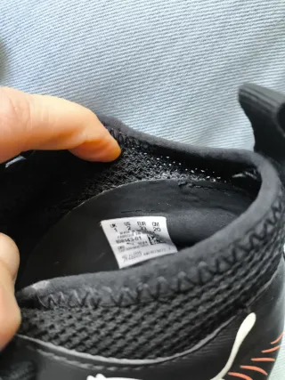 Botas de fútbol Puma Talla 33