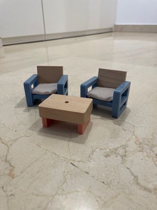 Muebles para casita de muñecas