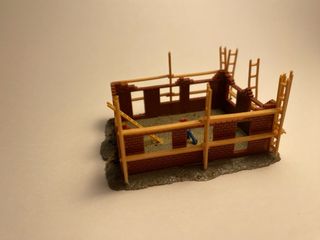 Maqueta obra en construcción escala N