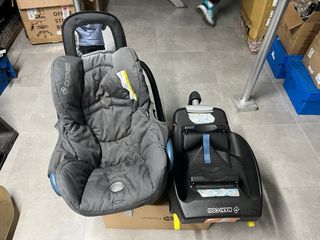 Maxi-Cosi con base Isofix estraibile