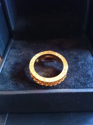 Anillo Versace Dorado Bisutería