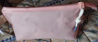 Neceser rosa impermeable a estrenar